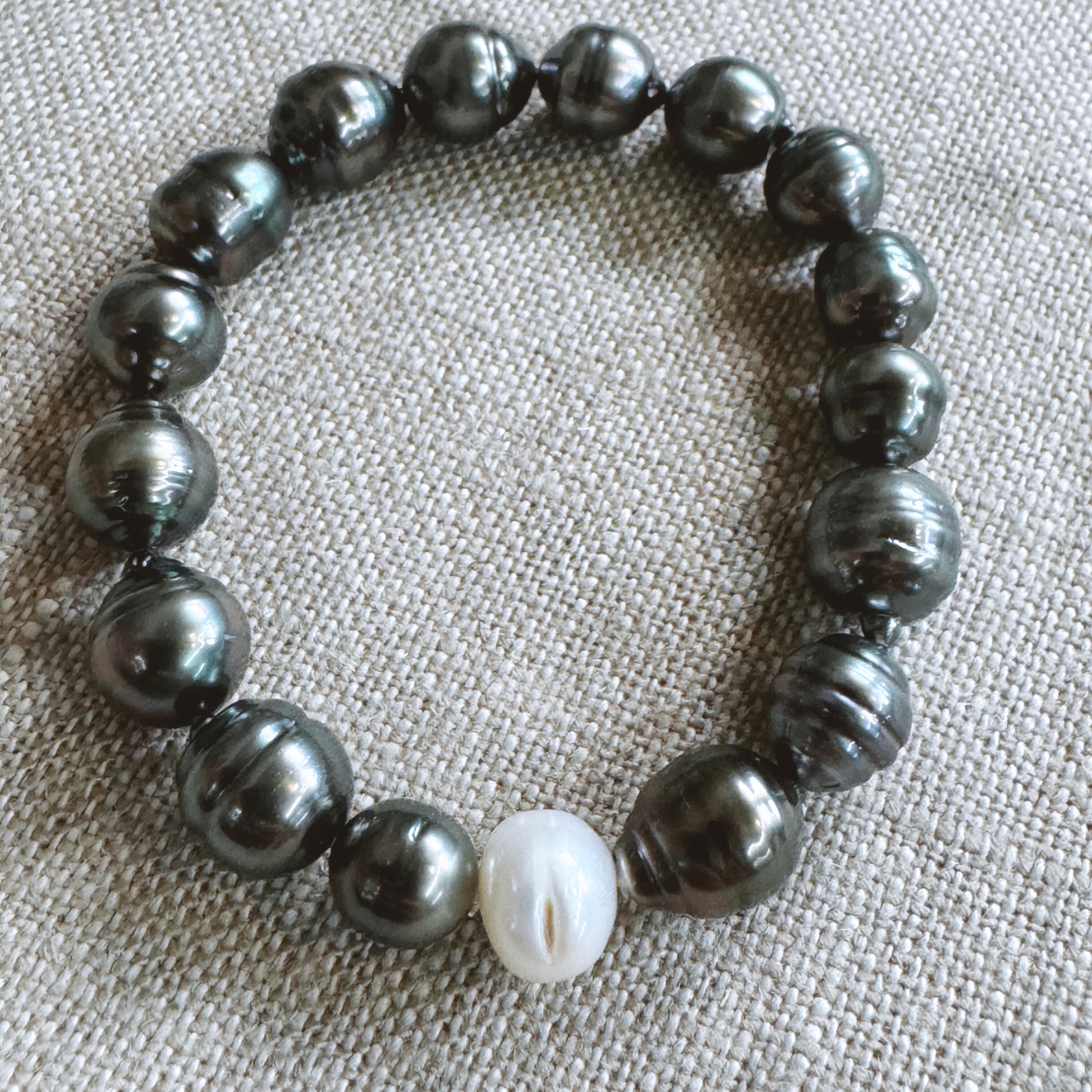Solstice Pearl Bracelet