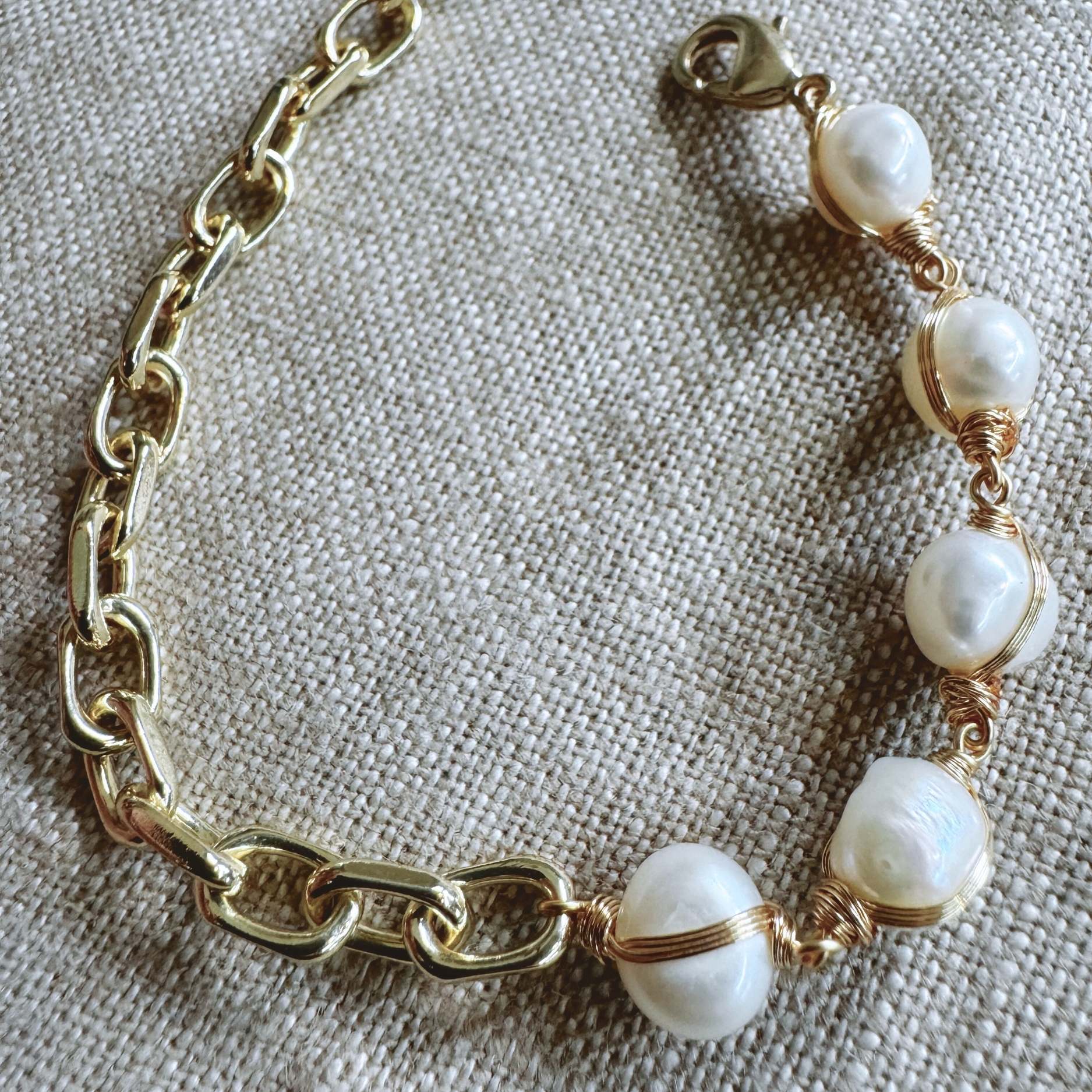 Oceana Freshwater Pearl Bracelet