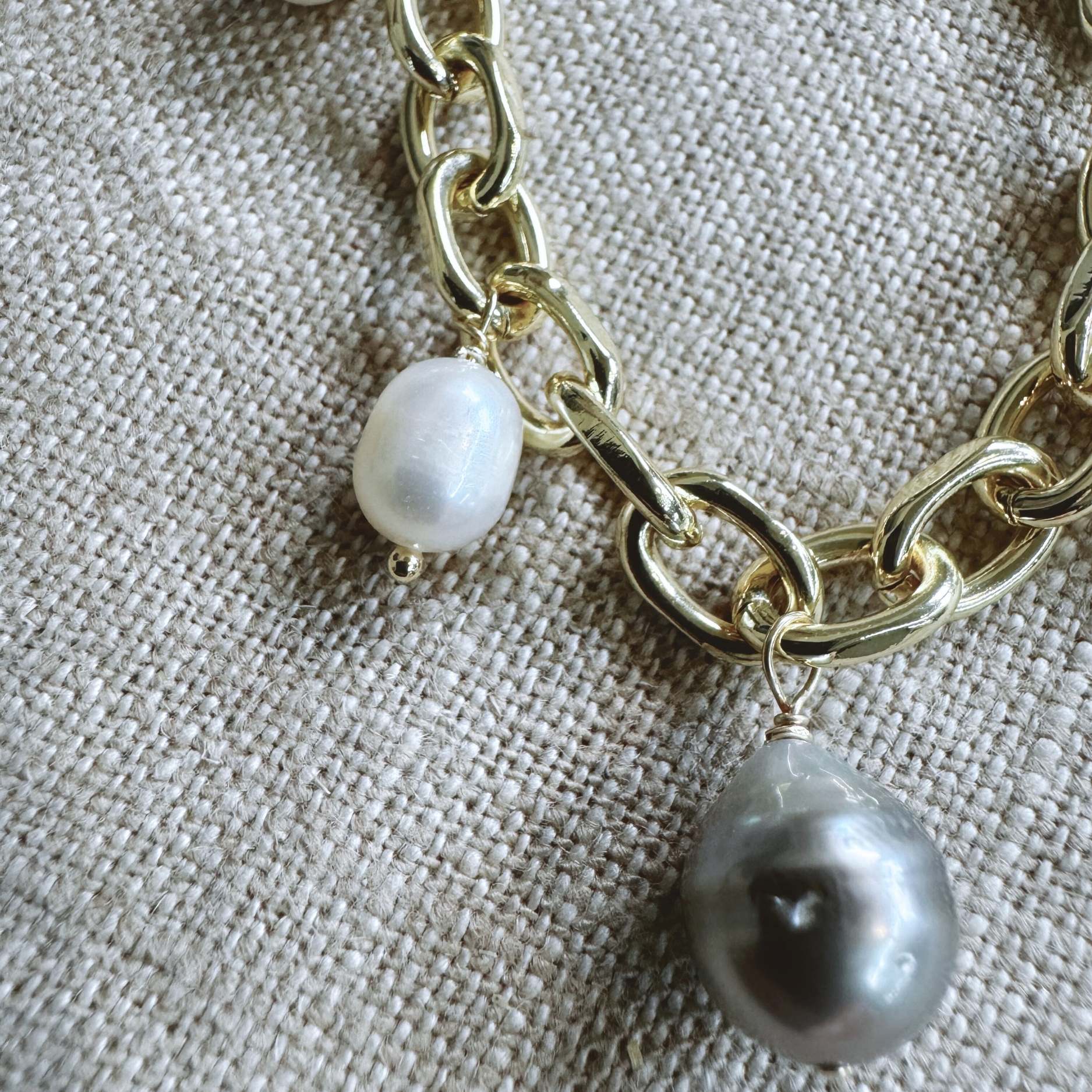 Lumie're Charm Bracelet