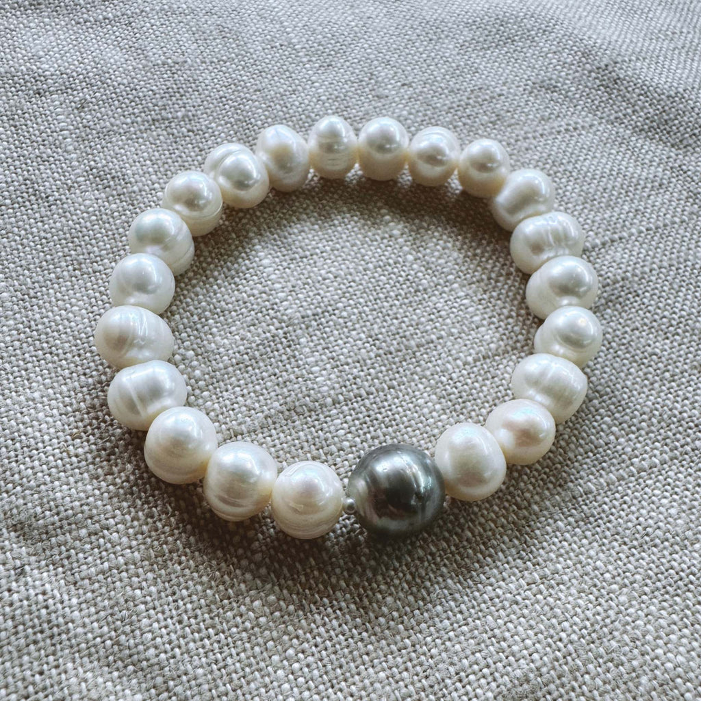 Celestia Pearl Stretch Bracelet