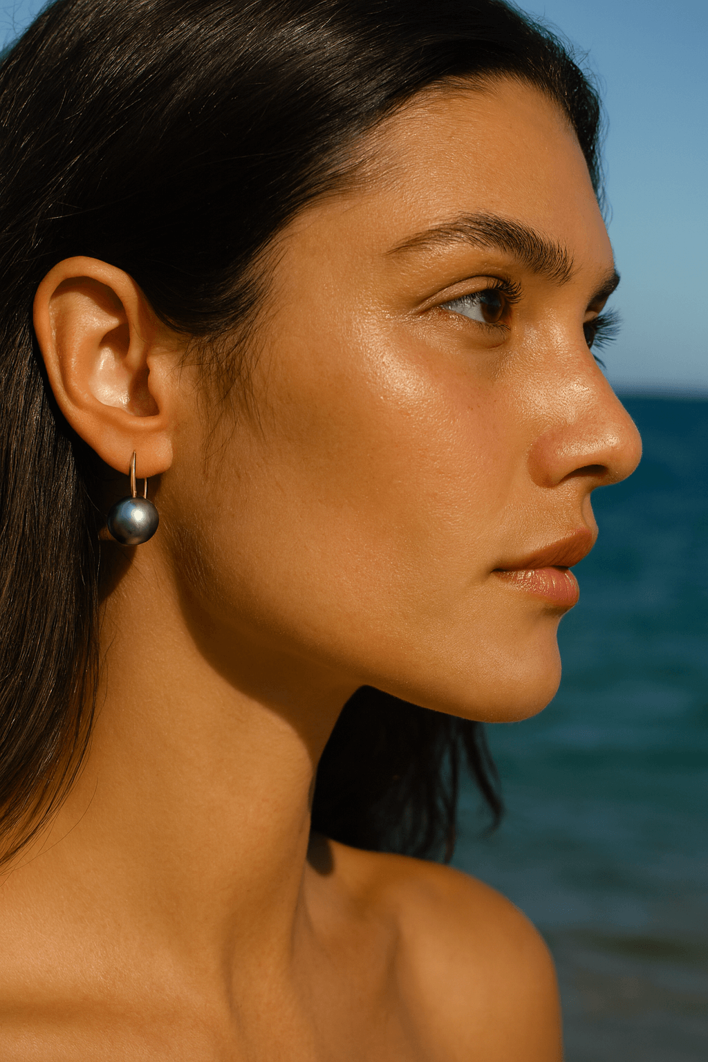 Horseshoe Tahitian Pearl Earrings