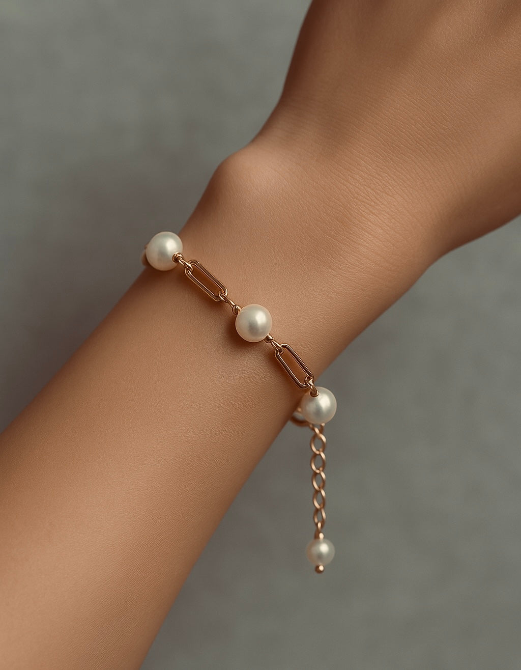 Veloura Pearl Bracelet